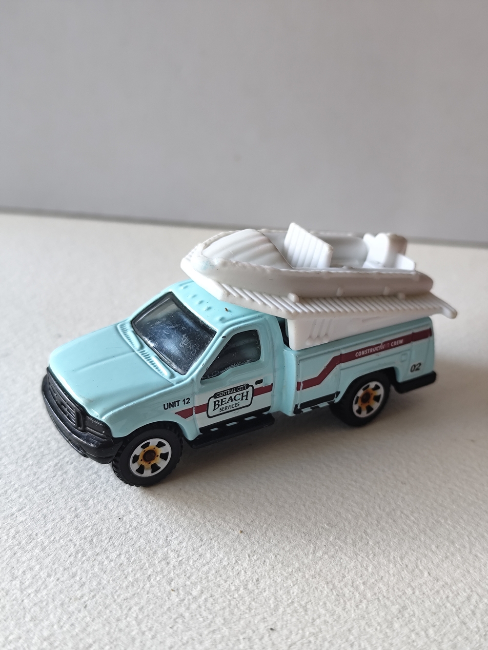 3/$30💜Matchbox Ford Super Duty with Raft loose diecas